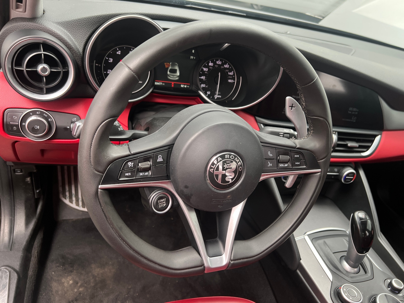Thumbnail: 2018 Alfa Romeo Giulia - 4