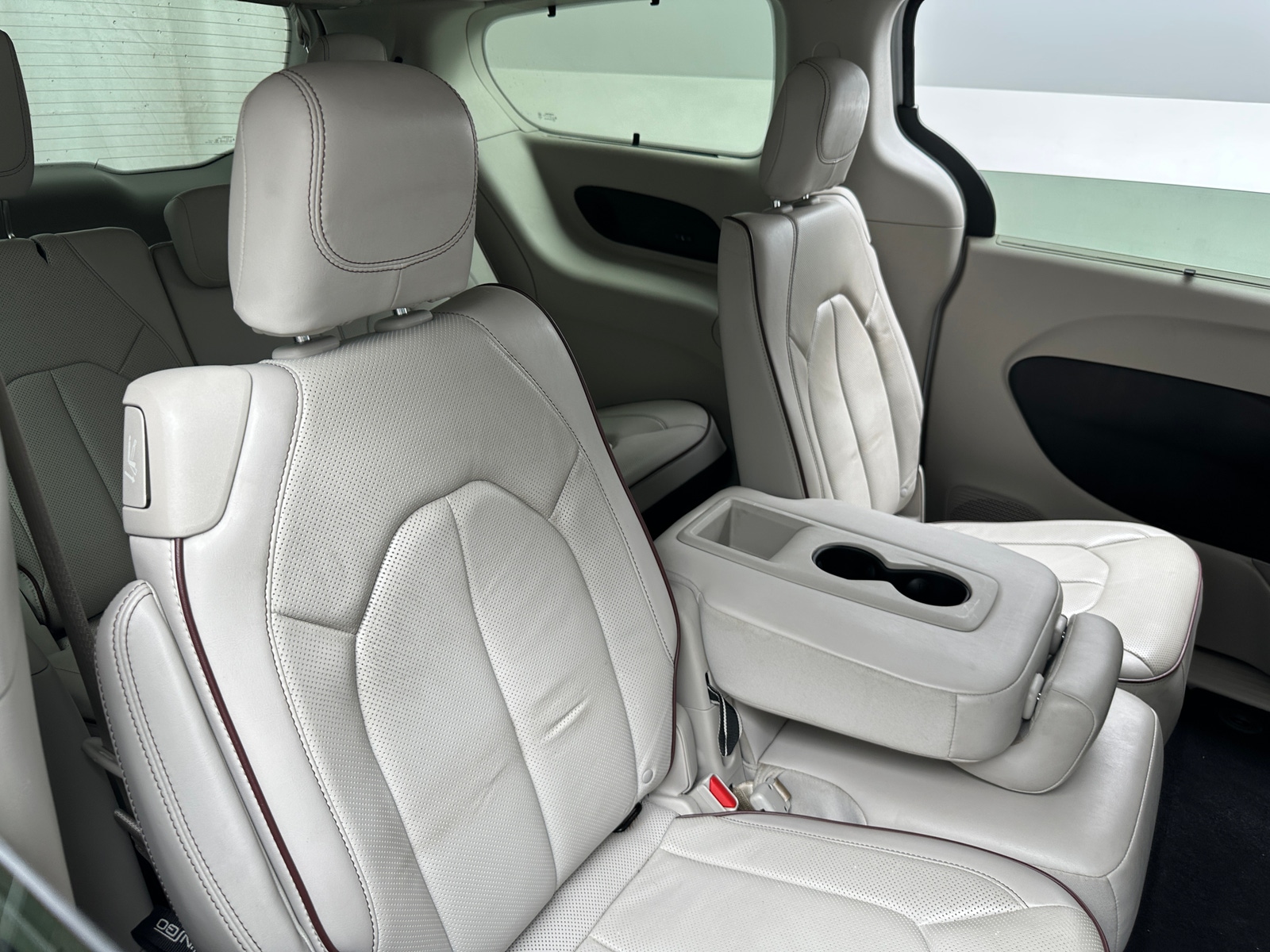 Thumbnail: 2019 Chrysler Pacifica - 5