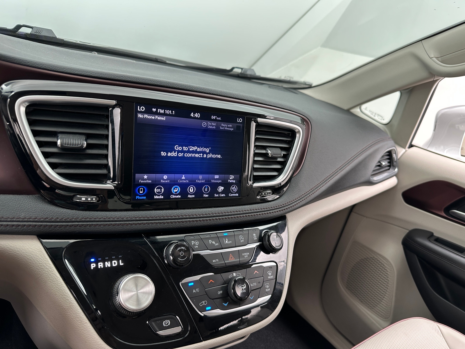Thumbnail: 2019 Chrysler Pacifica - 3