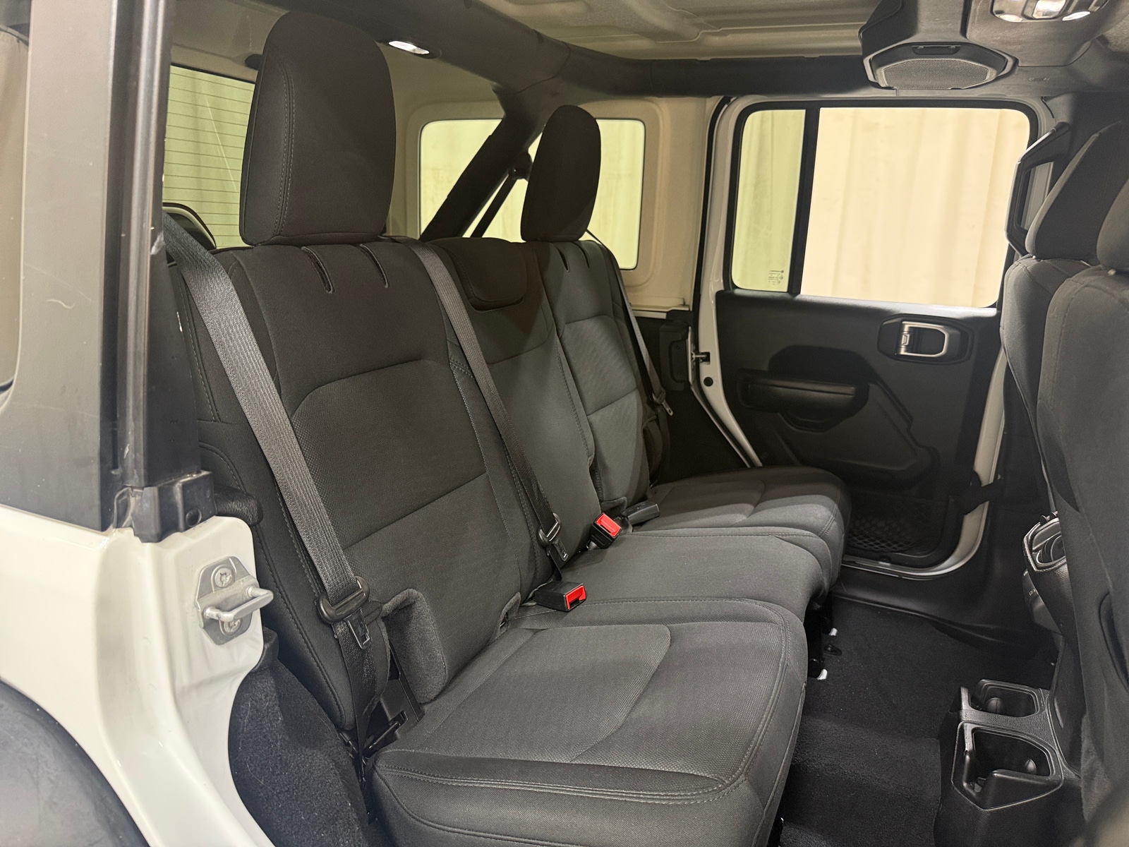 Thumbnail: 2020 Jeep Wrangler - 6
