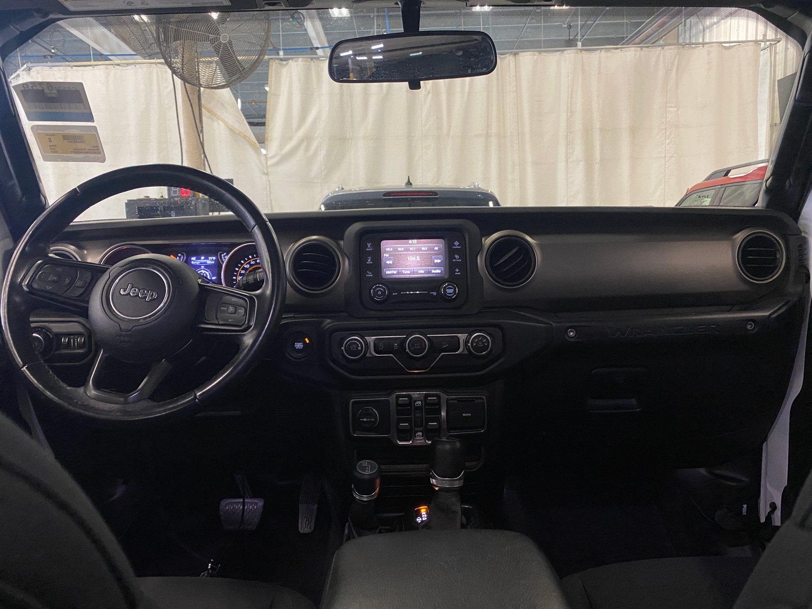 Thumbnail: 2020 Jeep Wrangler - 3