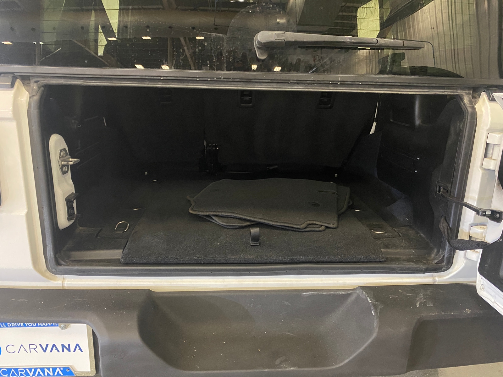 Thumbnail: 2020 Jeep Wrangler - 7
