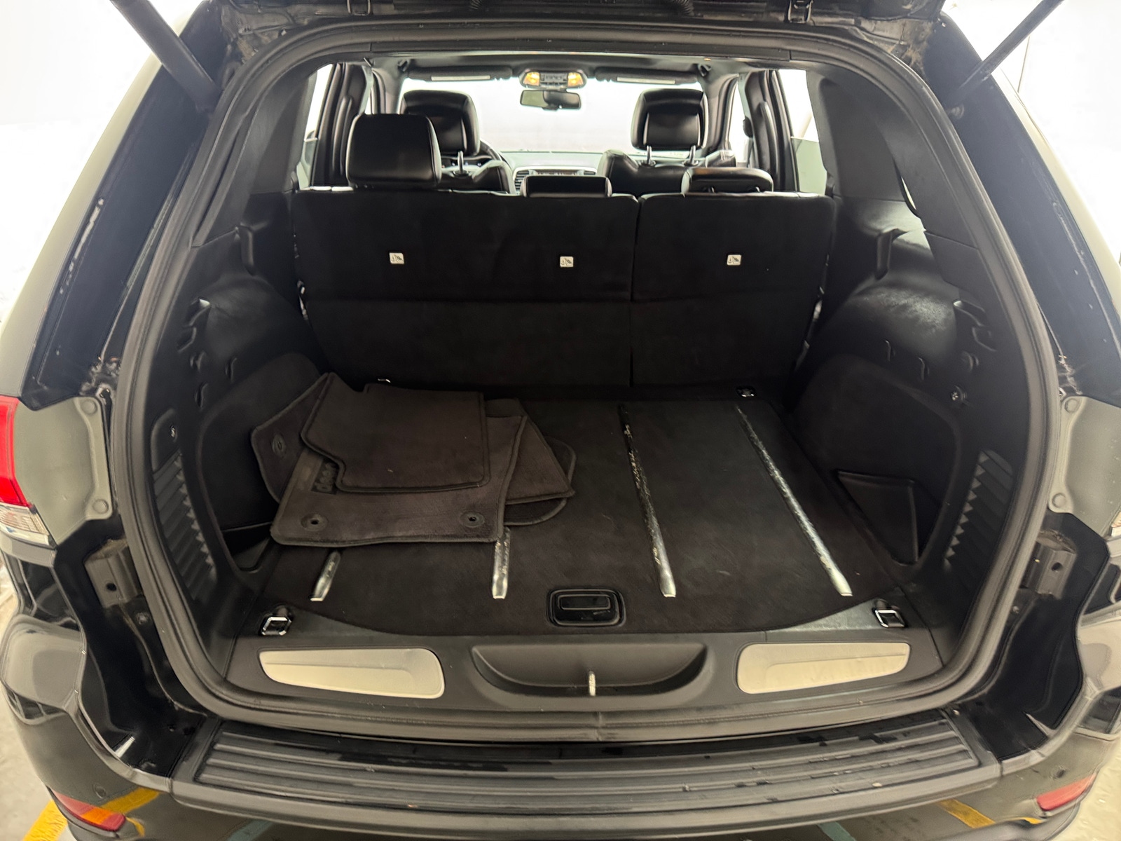 Thumbnail: 2016 Jeep Grand Cherokee - 6