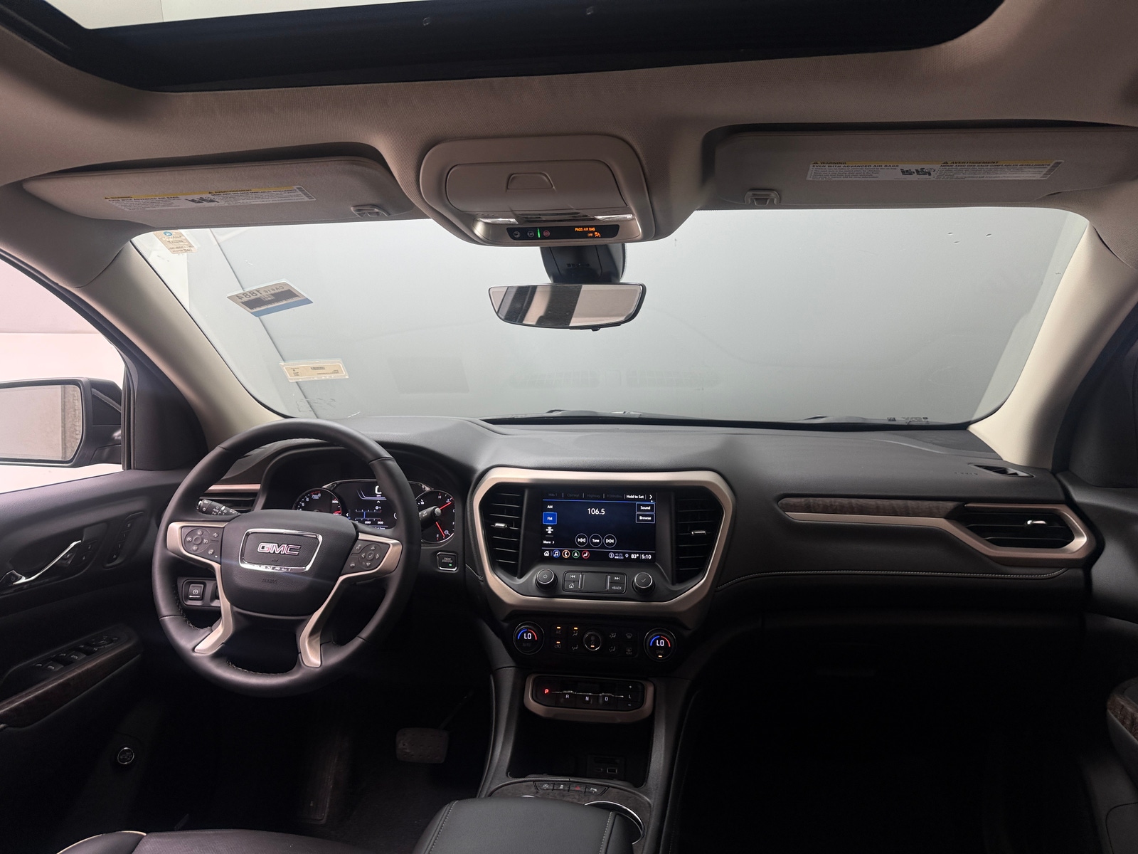 Thumbnail: 2023 GMC Acadia - 2