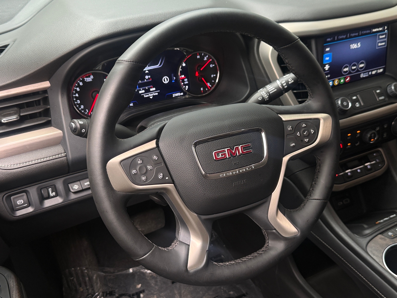 Thumbnail: 2023 GMC Acadia - 4