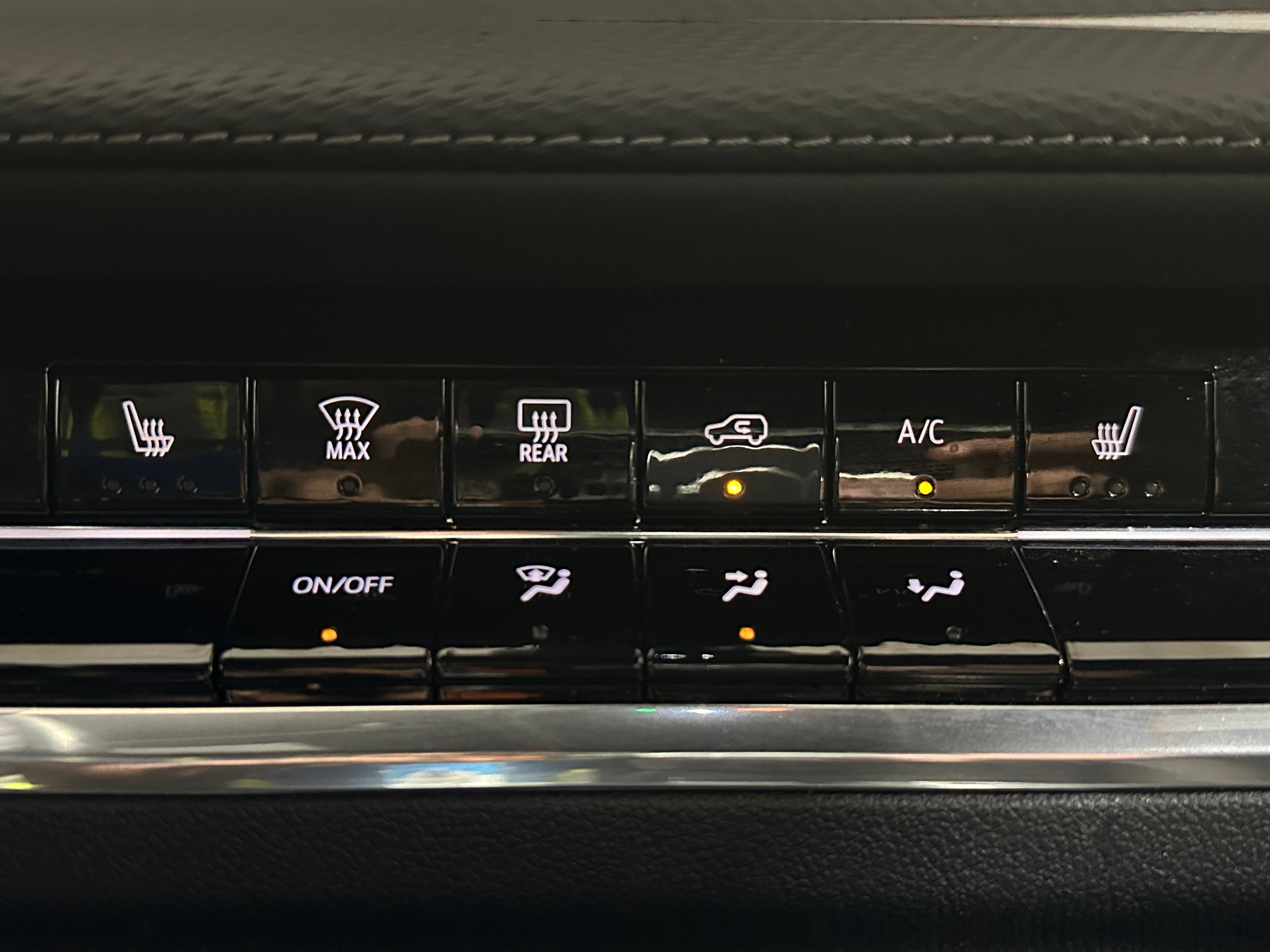2025 Chevrolet Equinox LT - Photo 19