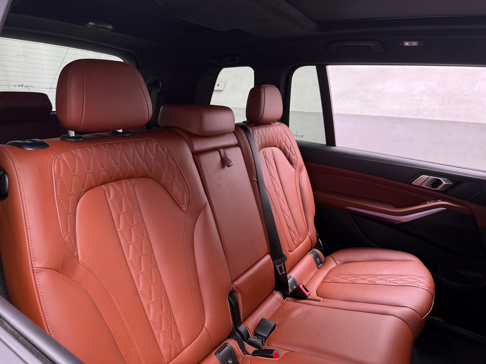 Thumbnail: 2022 BMW X7 - 6