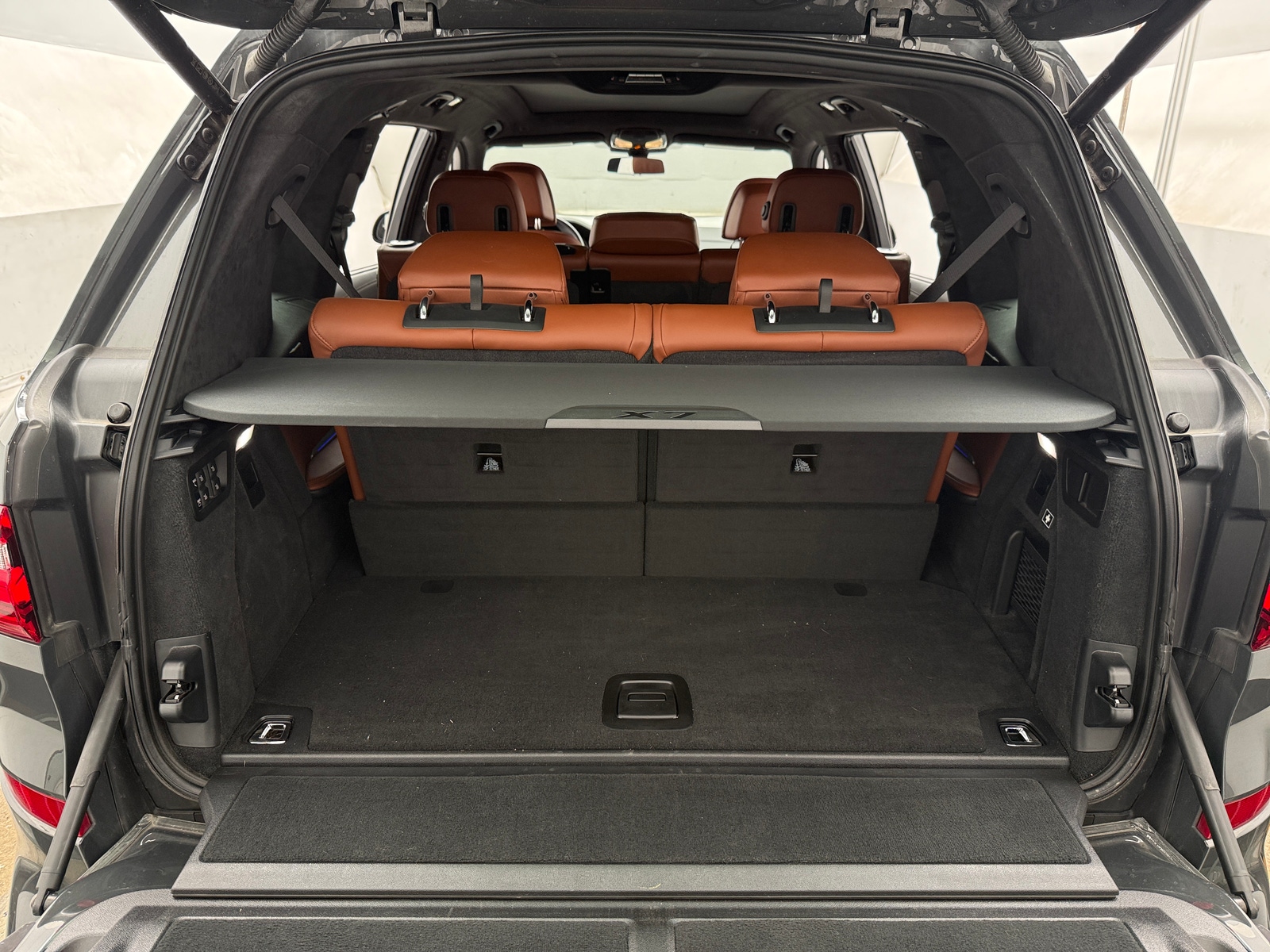 Thumbnail: 2022 BMW X7 - 7
