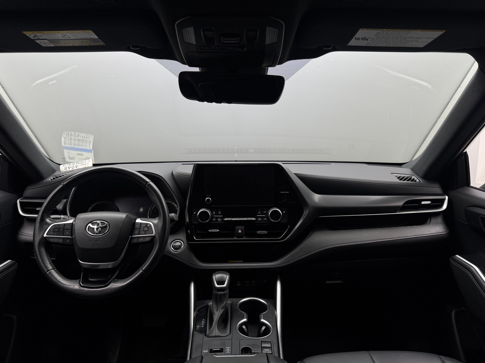 Thumbnail: 2023 Toyota Highlander - 3
