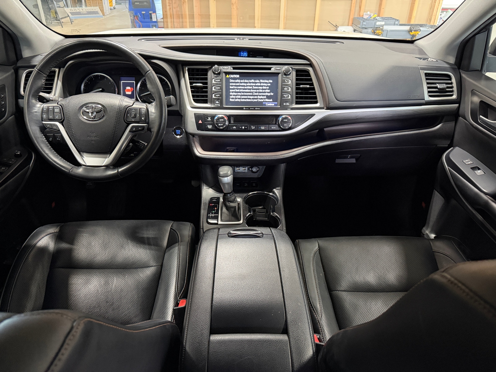 Thumbnail: 2019 Toyota Highlander - 2