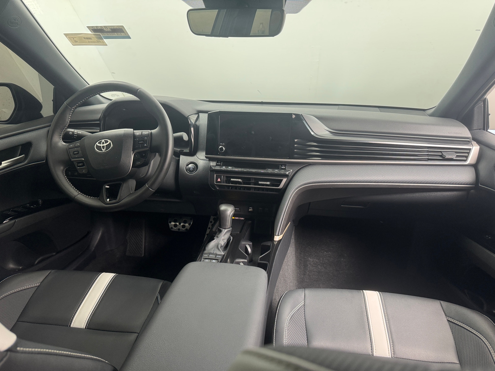 Thumbnail: 2025 Toyota Camry - 3