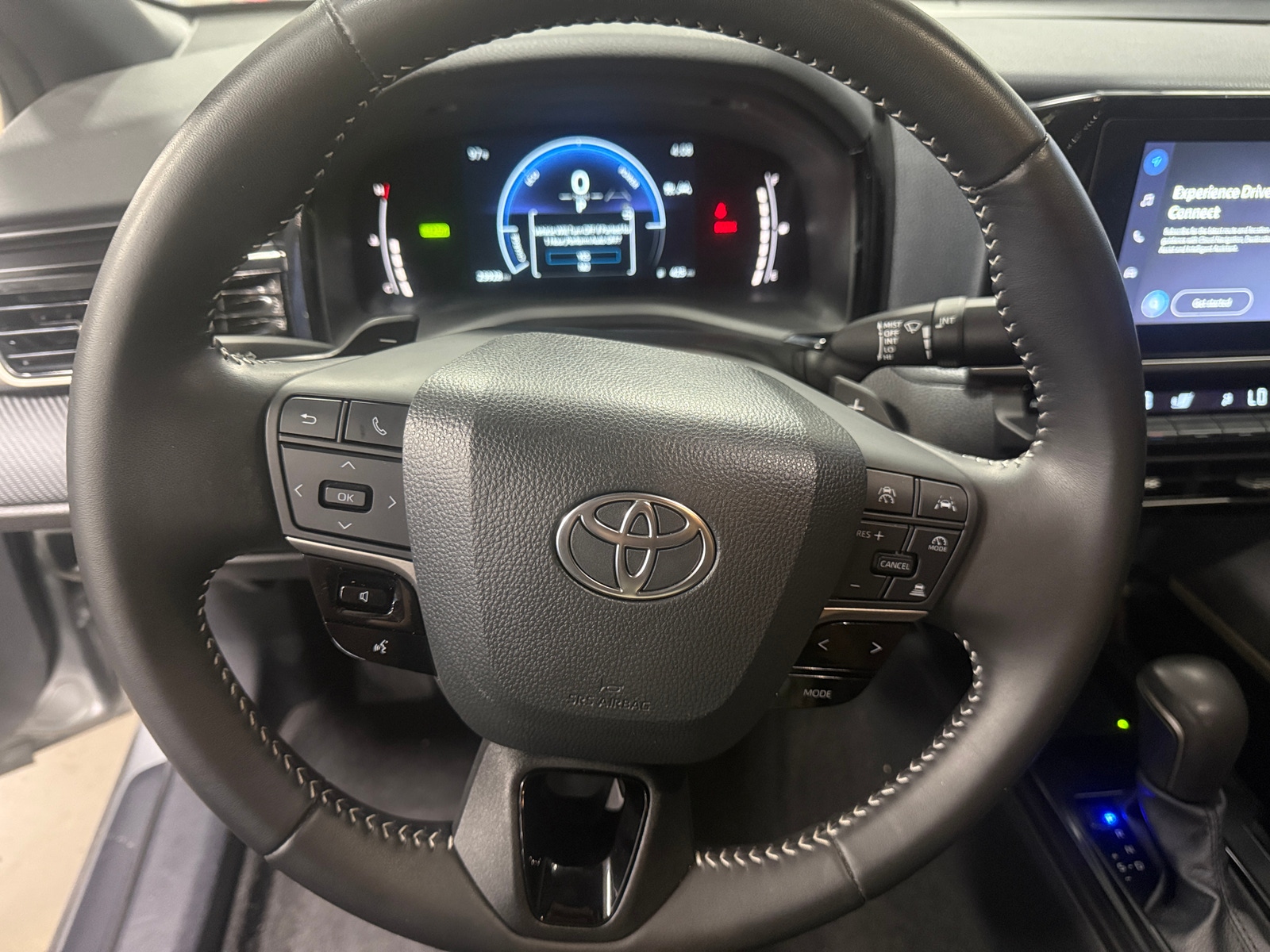 Thumbnail: 2025 Toyota Camry - 5