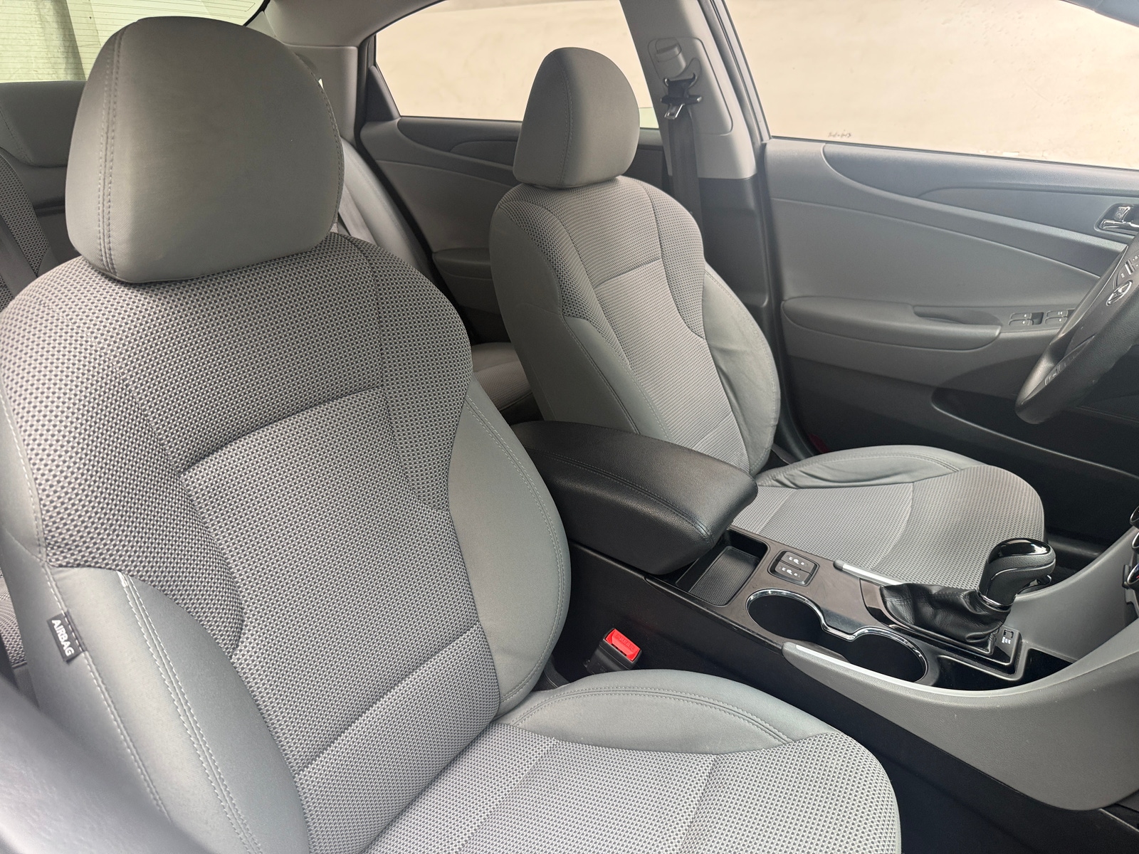 Thumbnail: 2014 Hyundai Sonata - 2