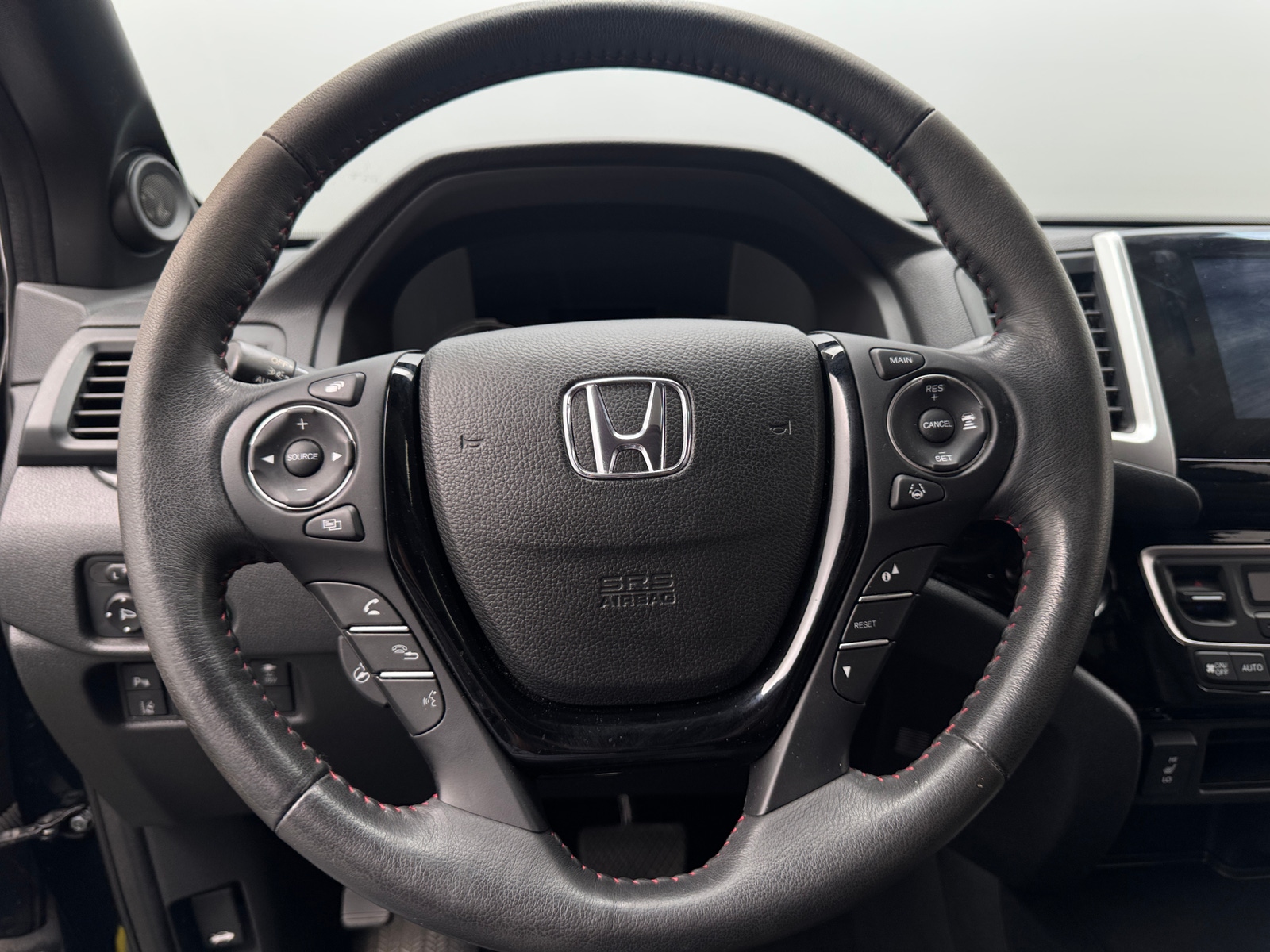 Thumbnail: 2017 Honda Ridgeline - 4