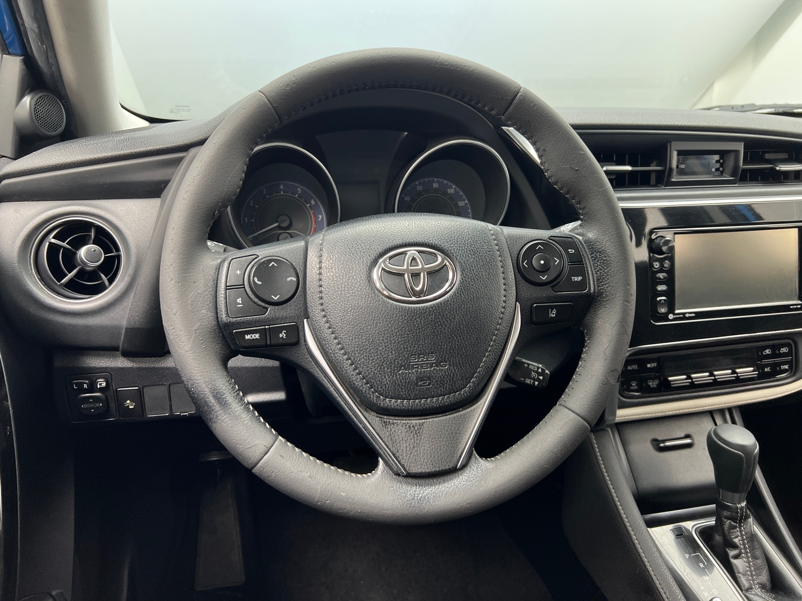 Thumbnail: 2017 Toyota Corolla iM - 5