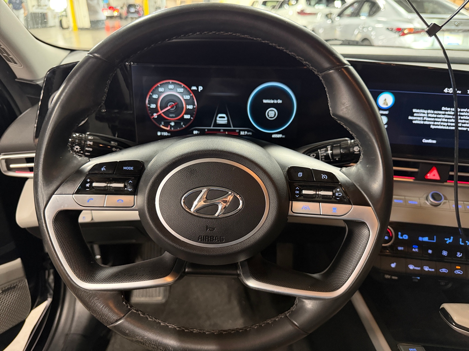Thumbnail: 2023 Hyundai Elantra - 4