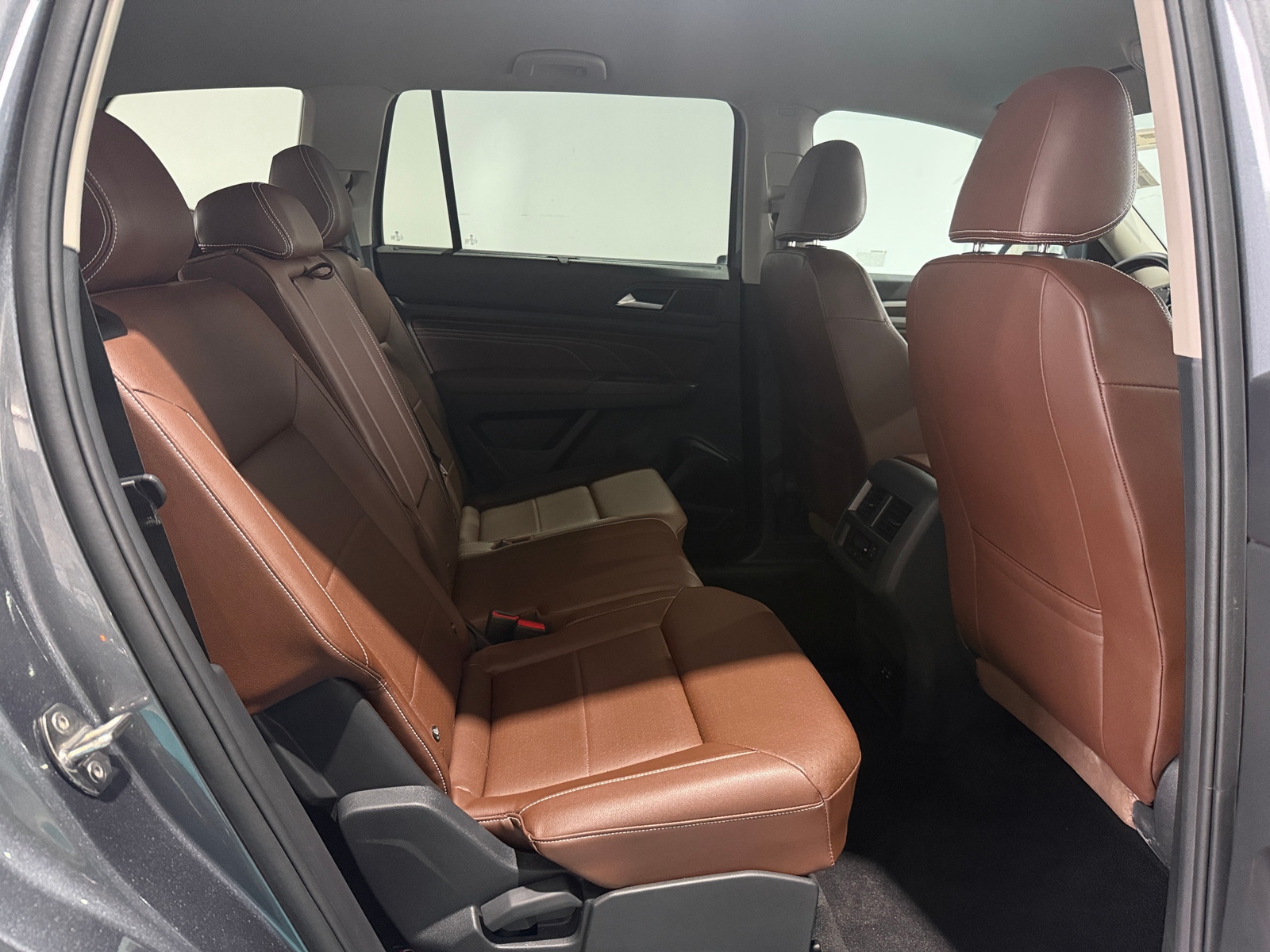 Thumbnail: 2023 Volkswagen Atlas - 5