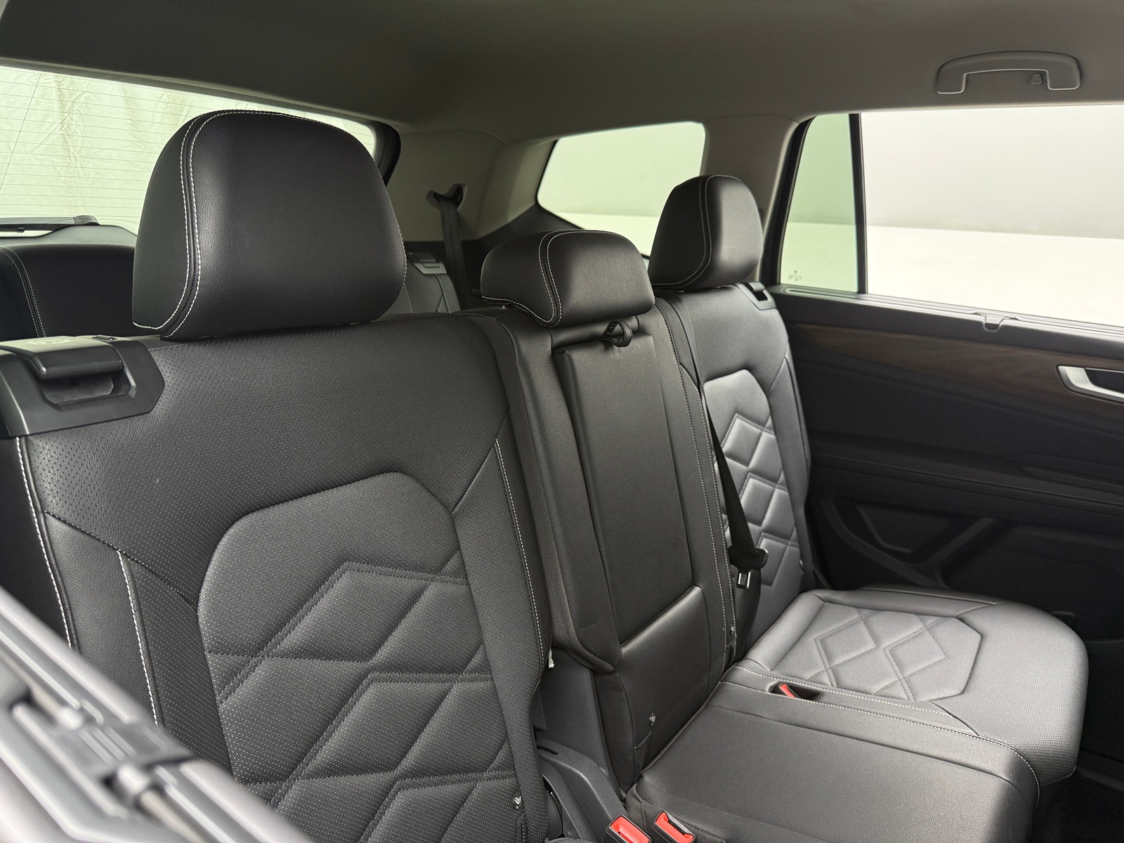Thumbnail: 2026 Volkswagen Atlas - 6