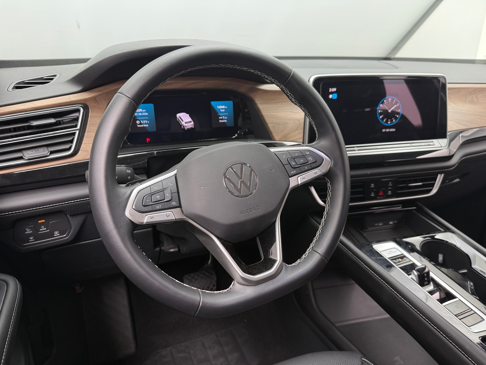 Thumbnail: 2026 Volkswagen Atlas - 5