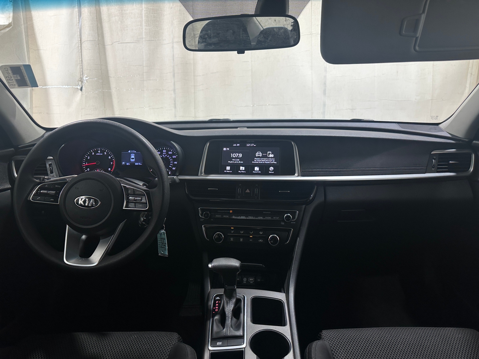 Thumbnail: 2020 Kia Optima - 3
