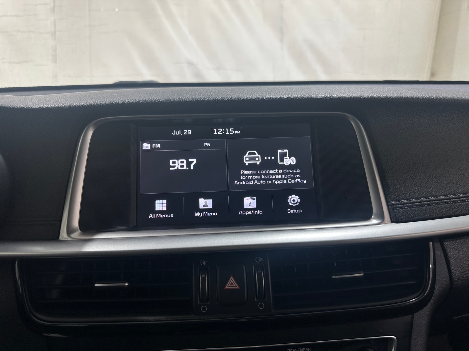 Thumbnail: 2020 Kia Optima - 4