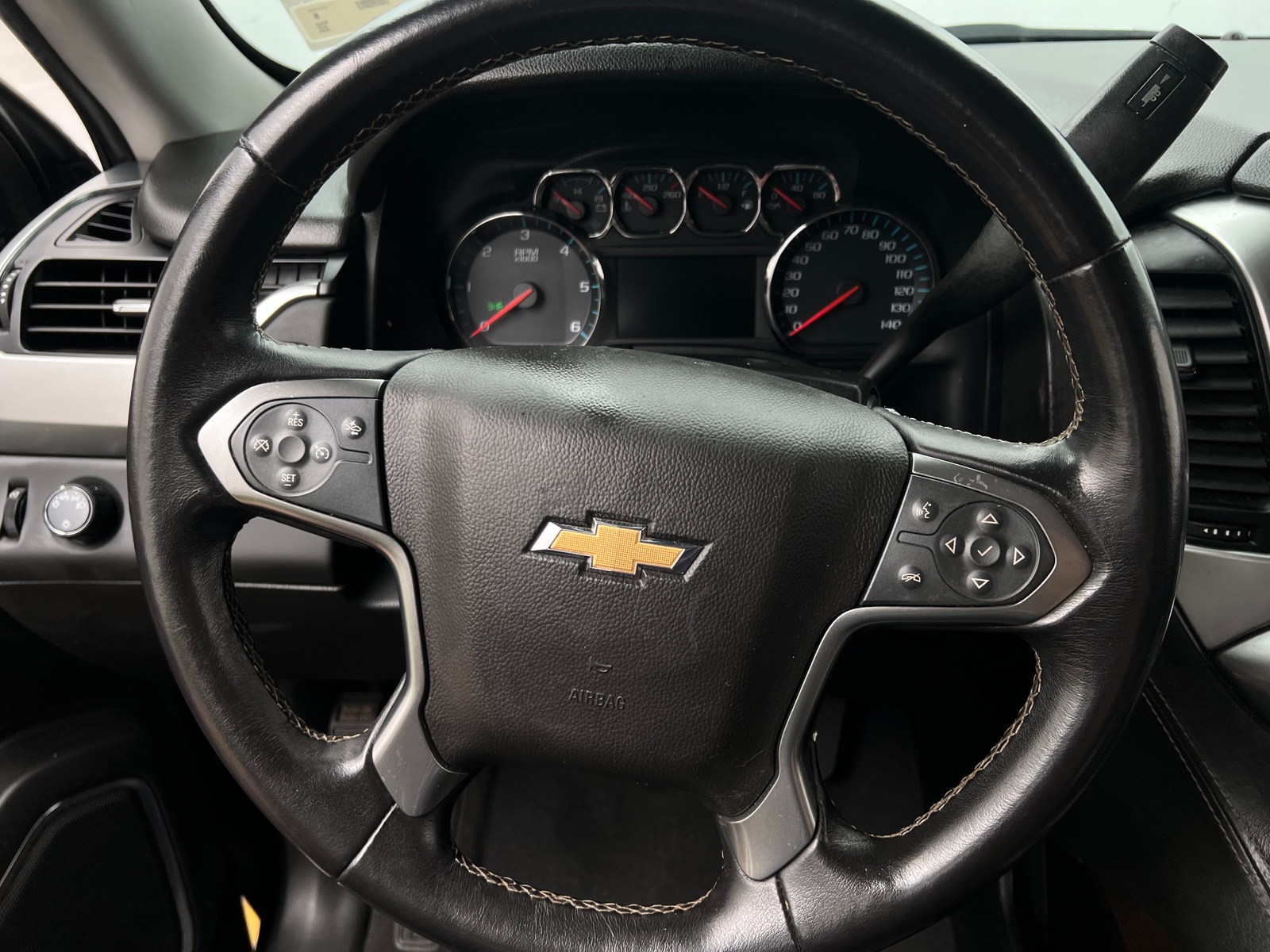 Thumbnail: 2020 Chevrolet Tahoe - 5