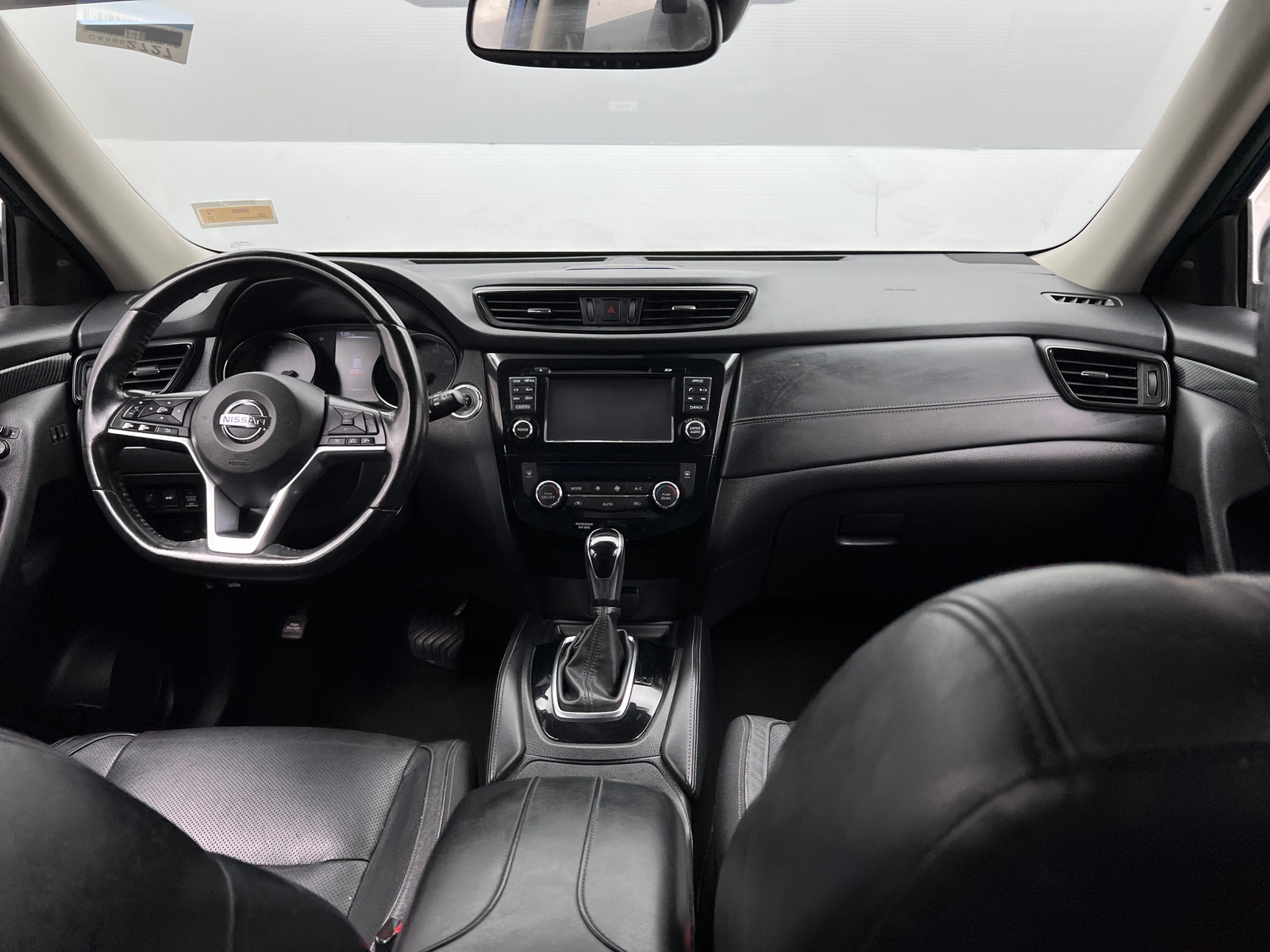 Thumbnail: 2017 Nissan Rogue - 2