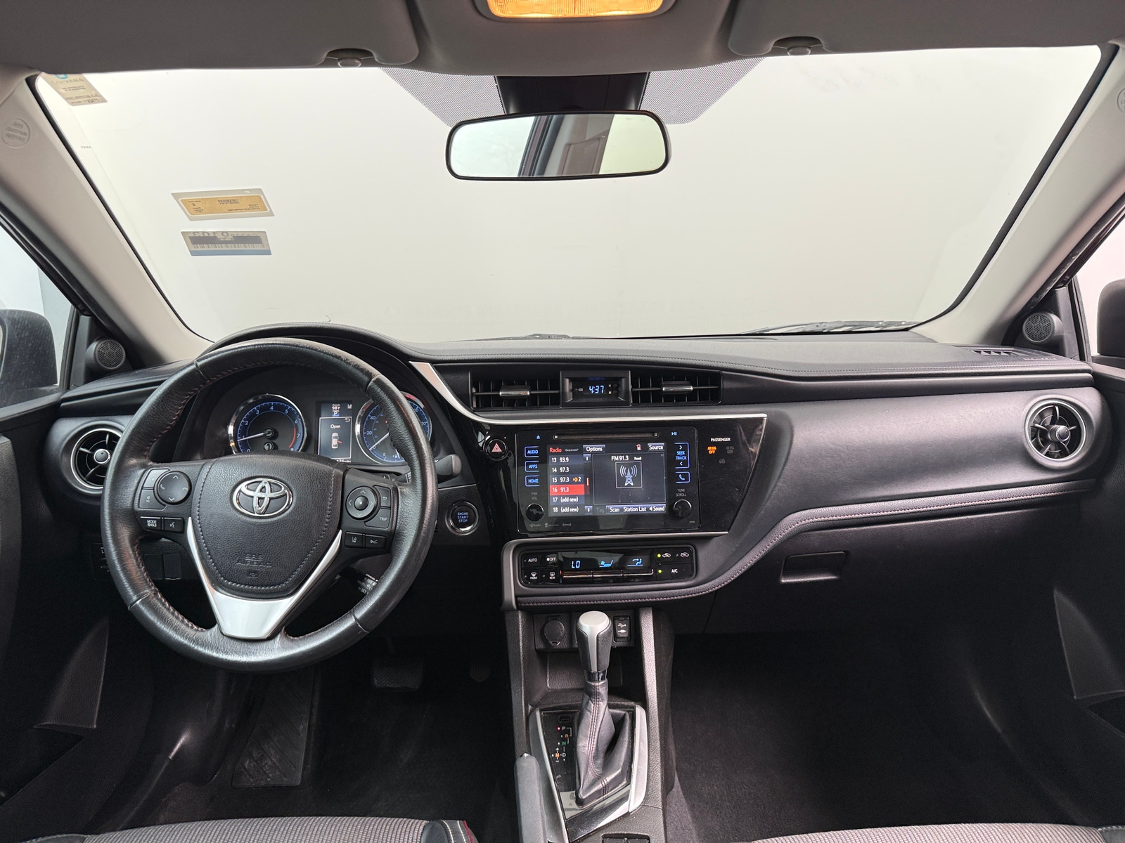 Thumbnail: 2017 Toyota Corolla - 3