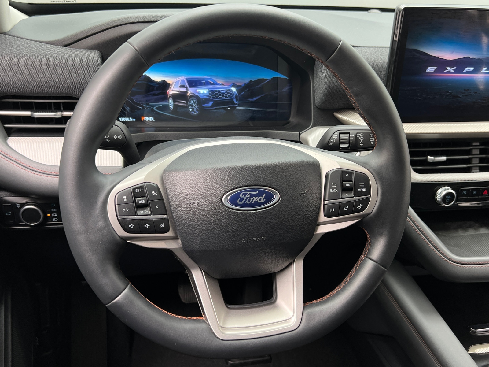 Thumbnail: 2025 Ford Explorer - 5