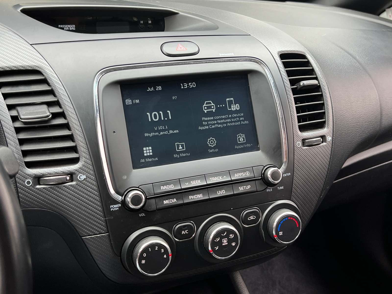 Thumbnail: 2017 Kia Forte - 3