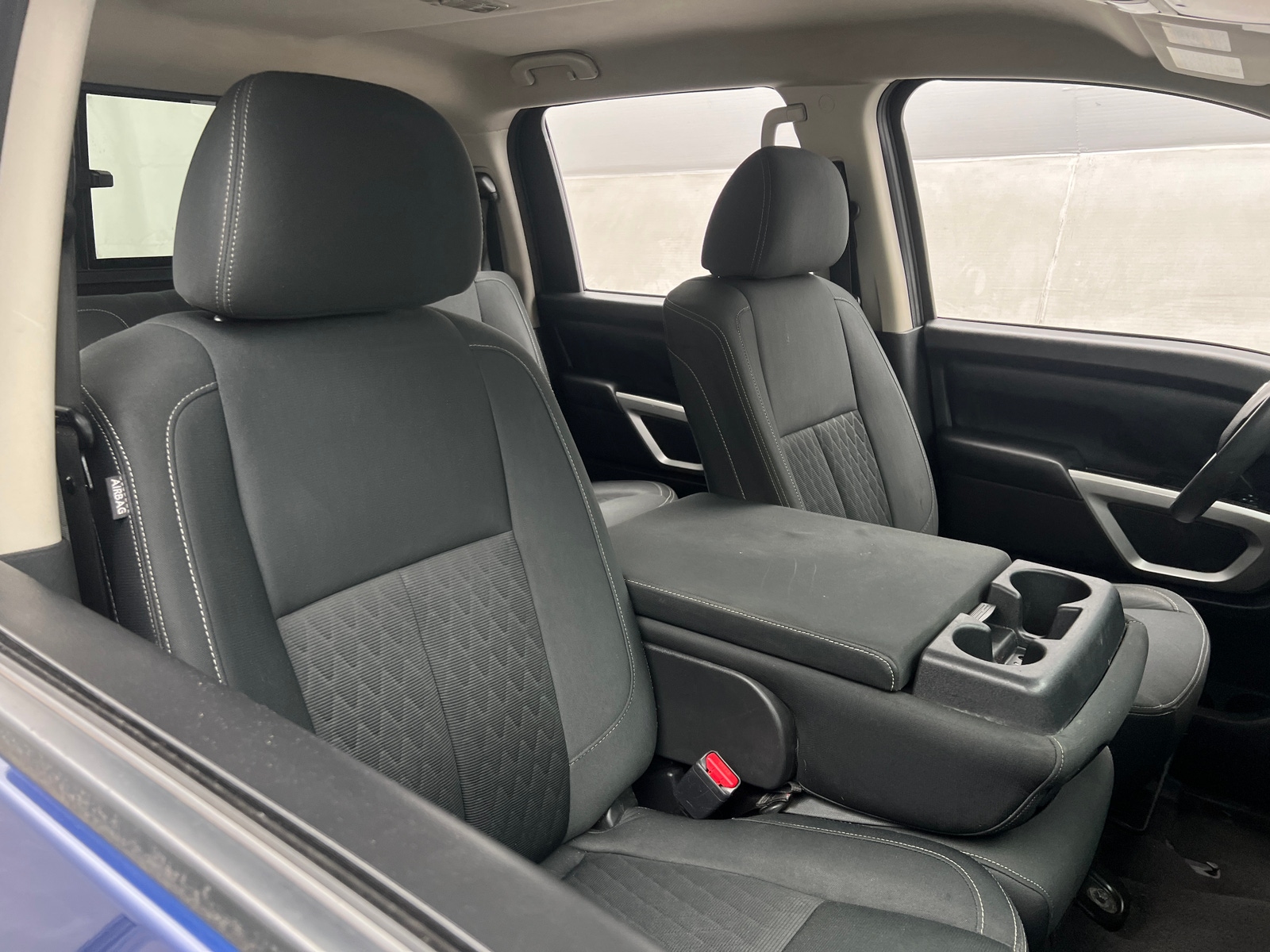 Thumbnail: 2019 Nissan Titan - 2