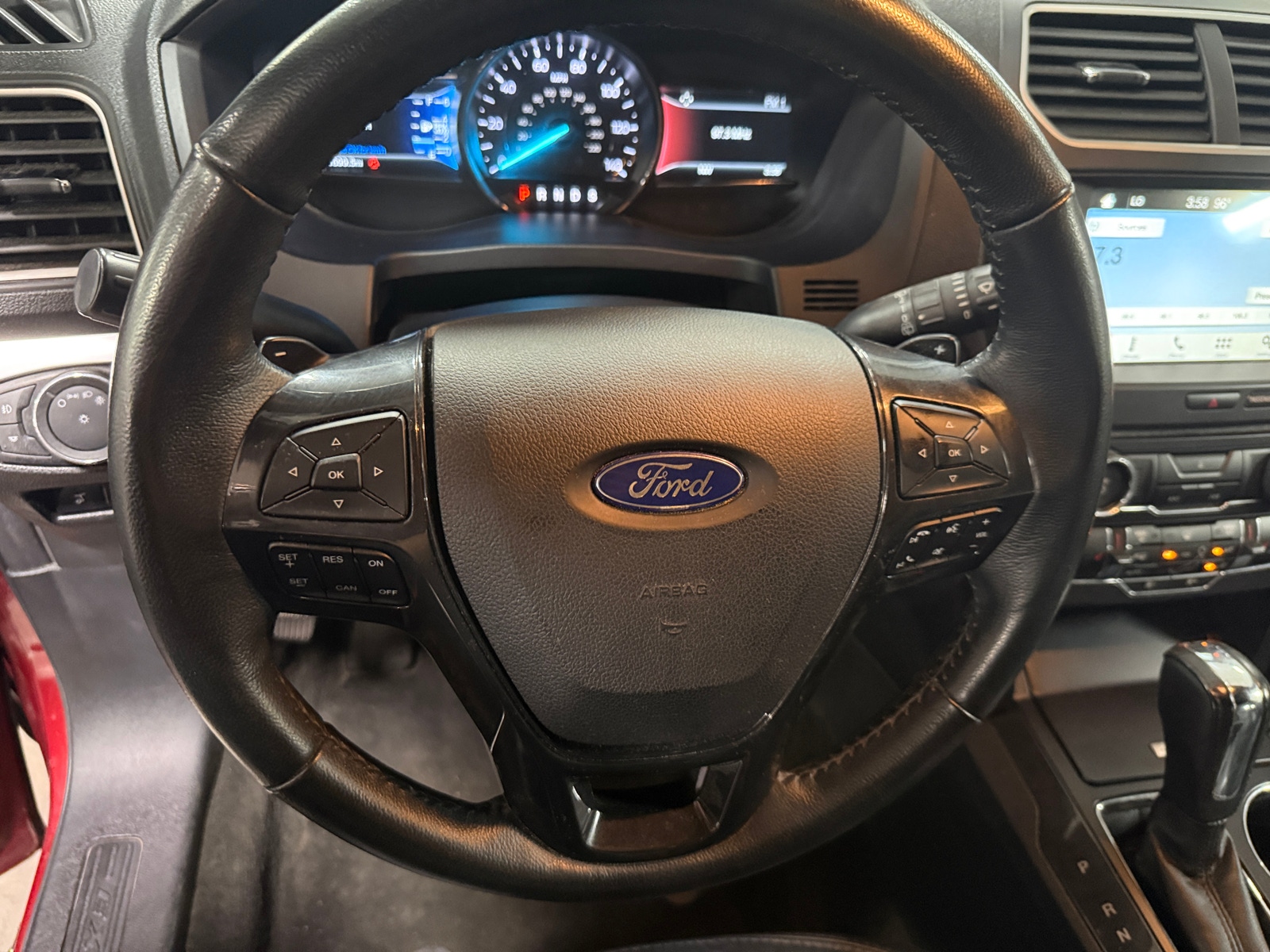 Thumbnail: 2017 Ford Explorer - 4