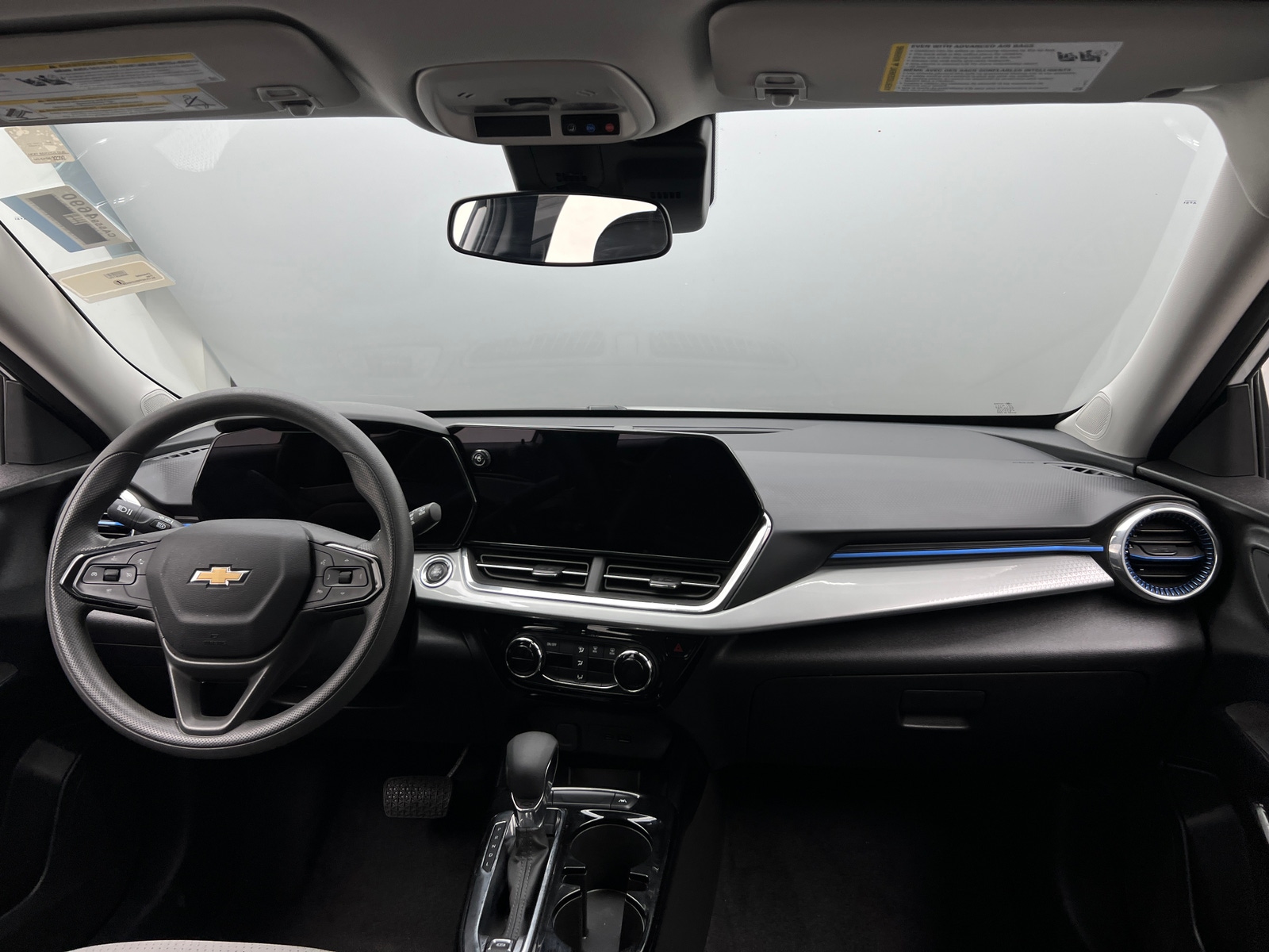 Thumbnail: 2025 Chevrolet Trax - 2