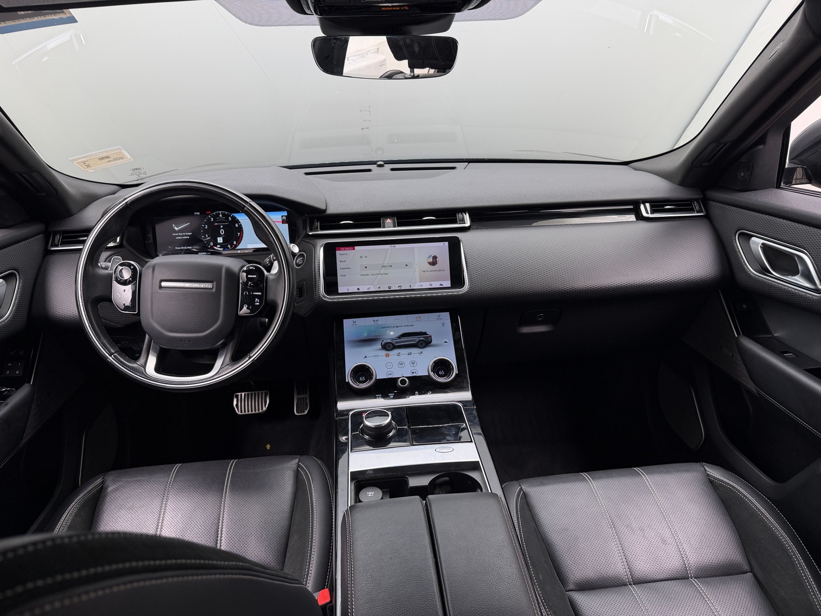 Thumbnail: 2018 Land Rover Range Rover Velar - 3