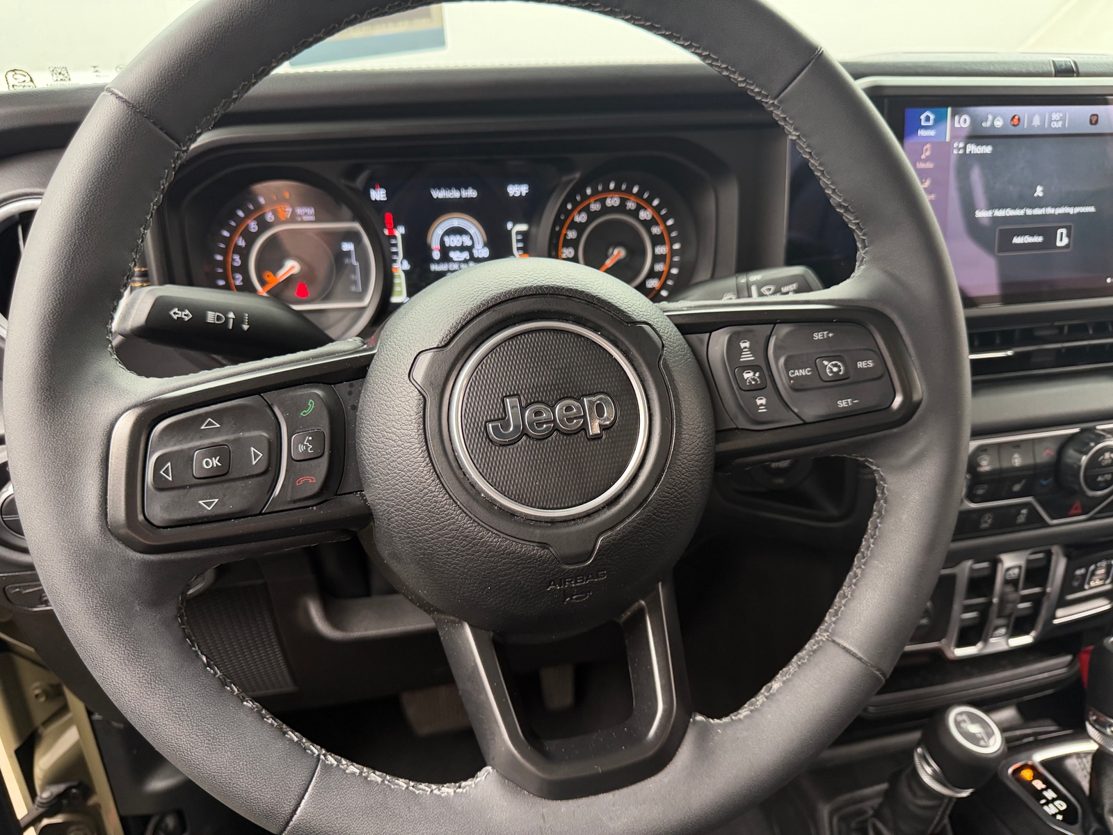 Thumbnail: 2025 Jeep Gladiator - 4