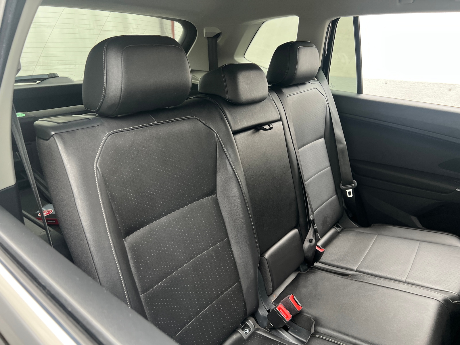 Thumbnail: 2018 Volkswagen Tiguan - 5