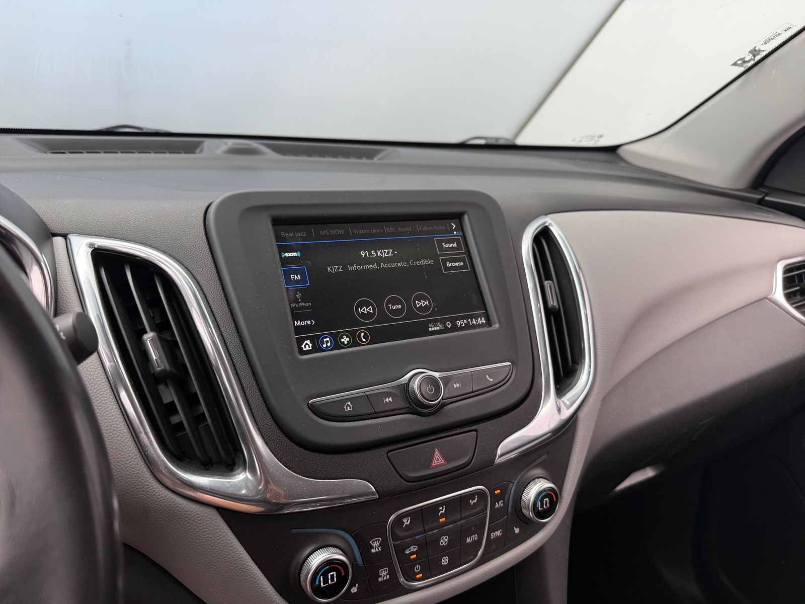 Thumbnail: 2019 Chevrolet Equinox - 4