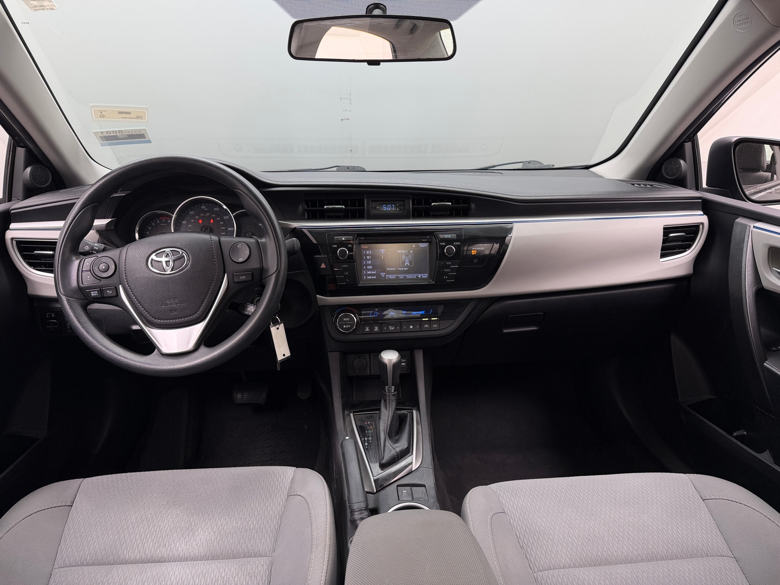 Thumbnail: 2016 Toyota Corolla - 3
