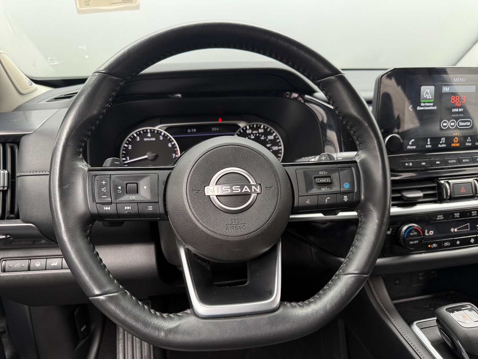 Thumbnail: 2023 Nissan Pathfinder - 4