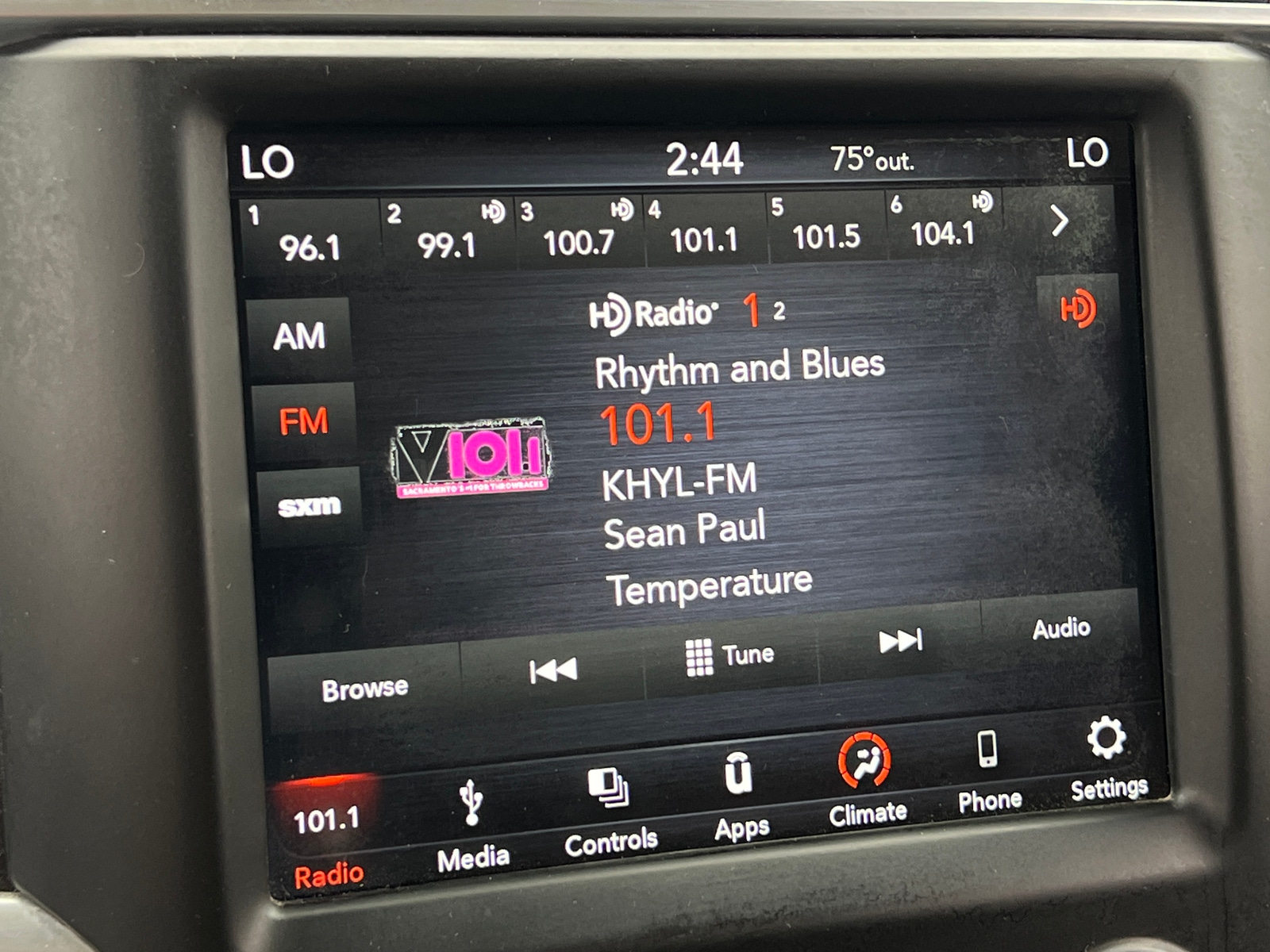 Thumbnail: 2019 RAM 1500 Classic - 4