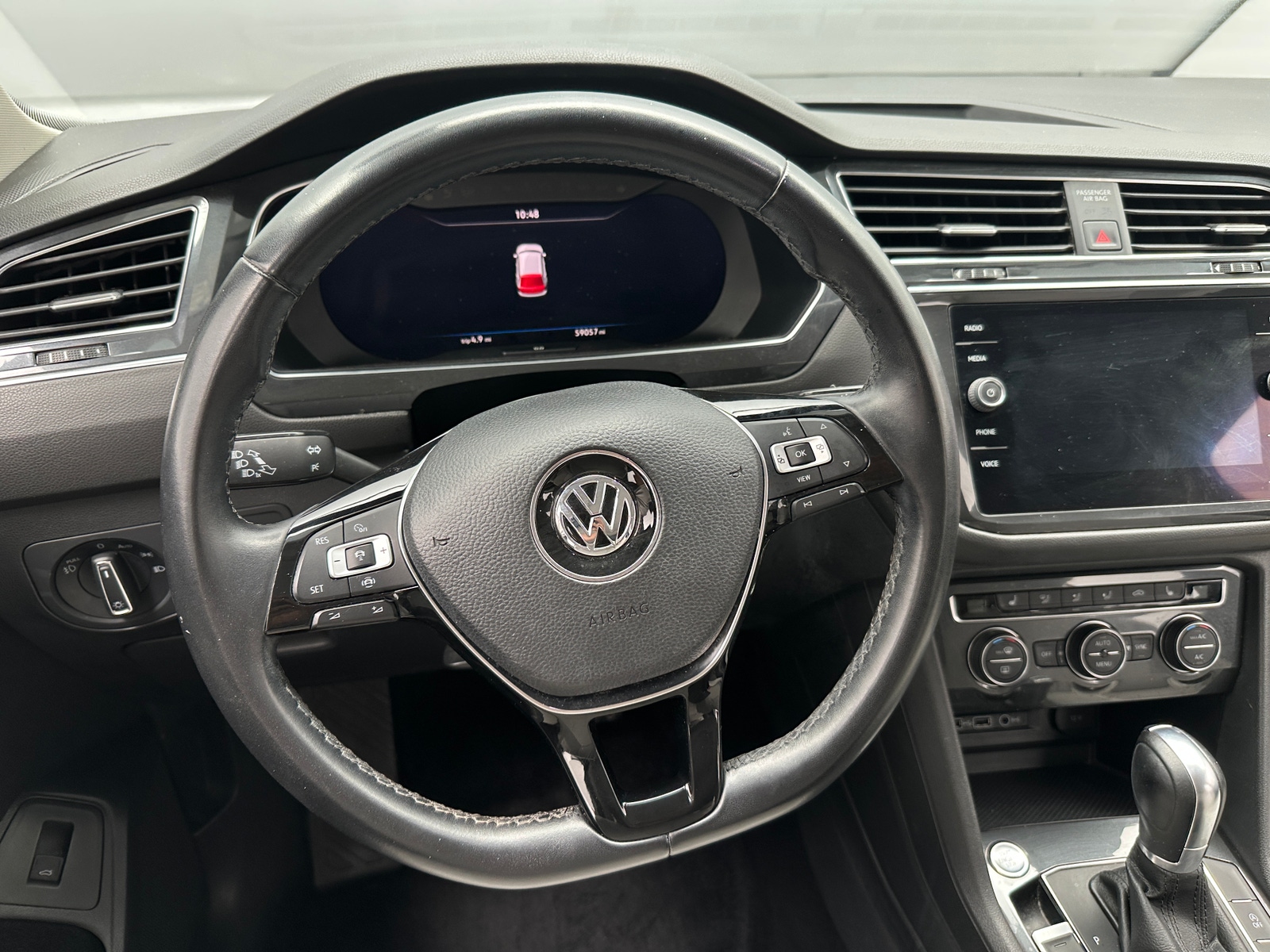 Thumbnail: 2019 Volkswagen Tiguan - 4