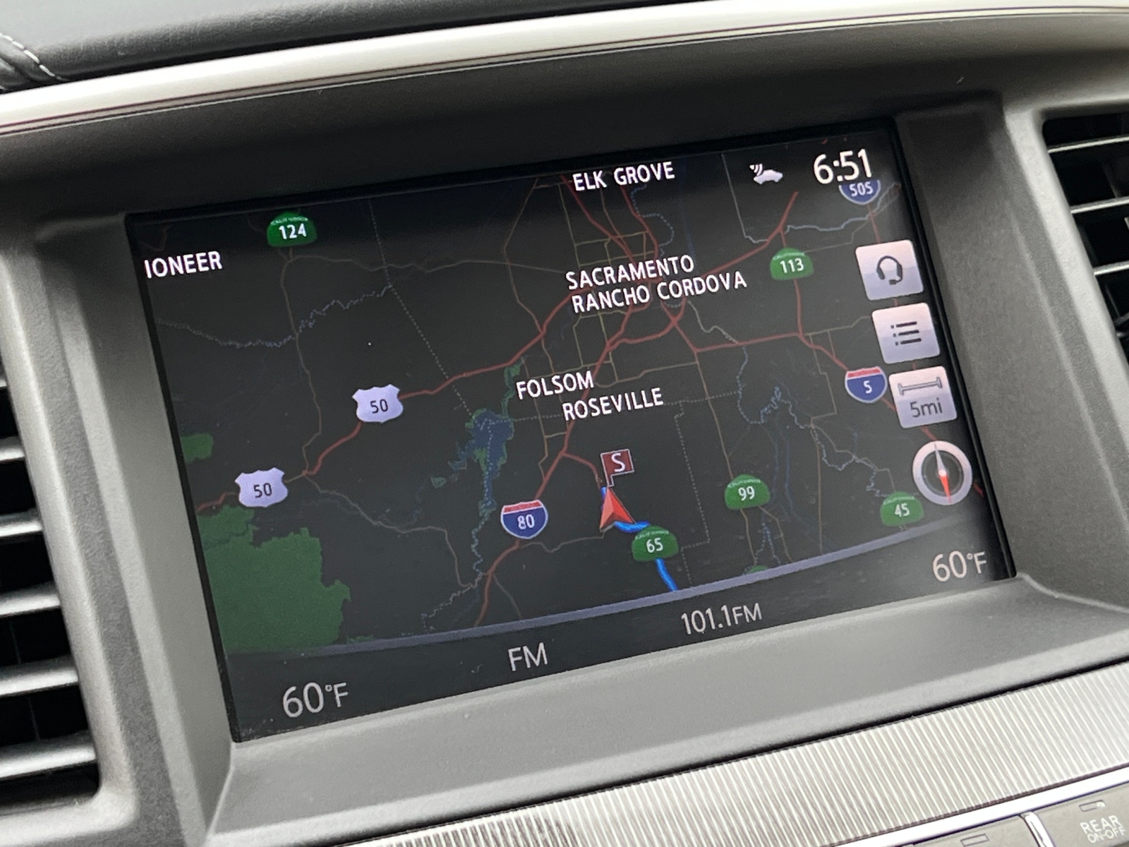 Thumbnail: 2018 INFINITI QX60 - 3