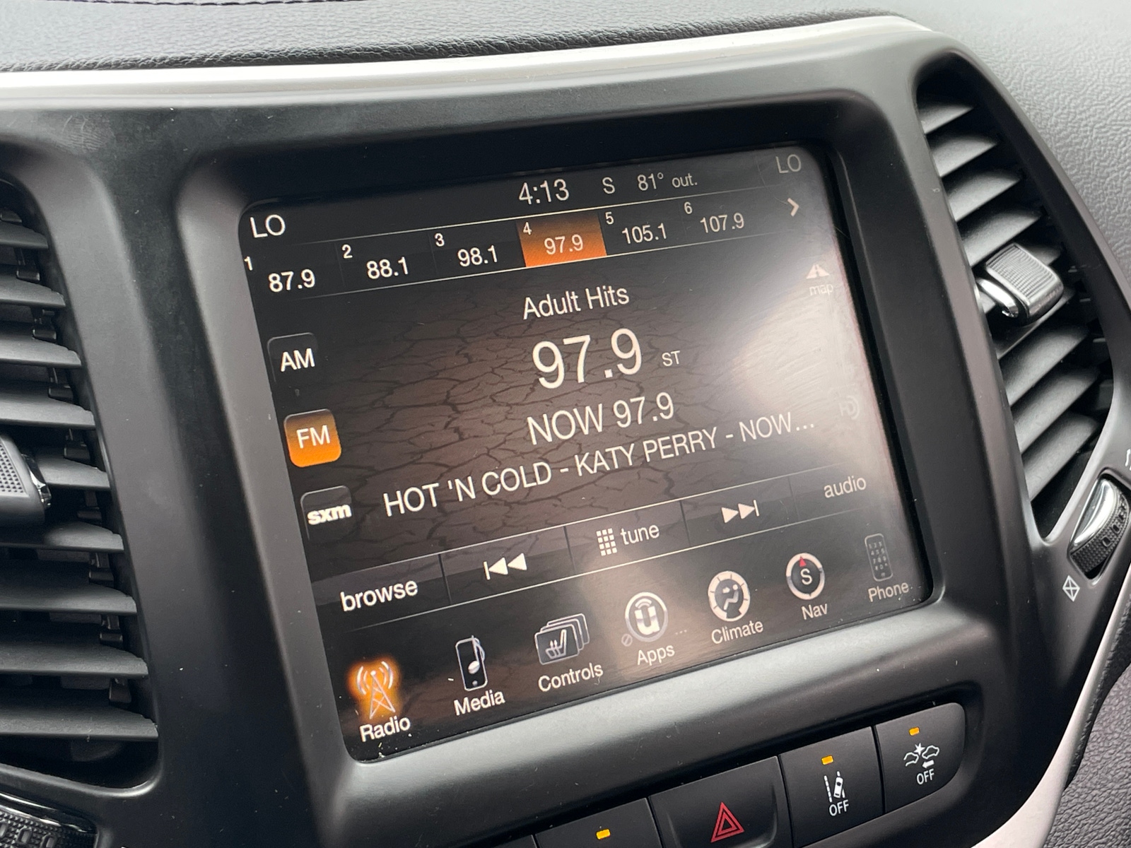 Thumbnail: 2014 Jeep Cherokee - 3