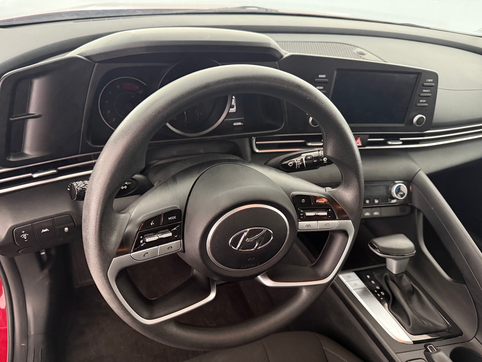 Thumbnail: 2022 Hyundai Elantra - 5