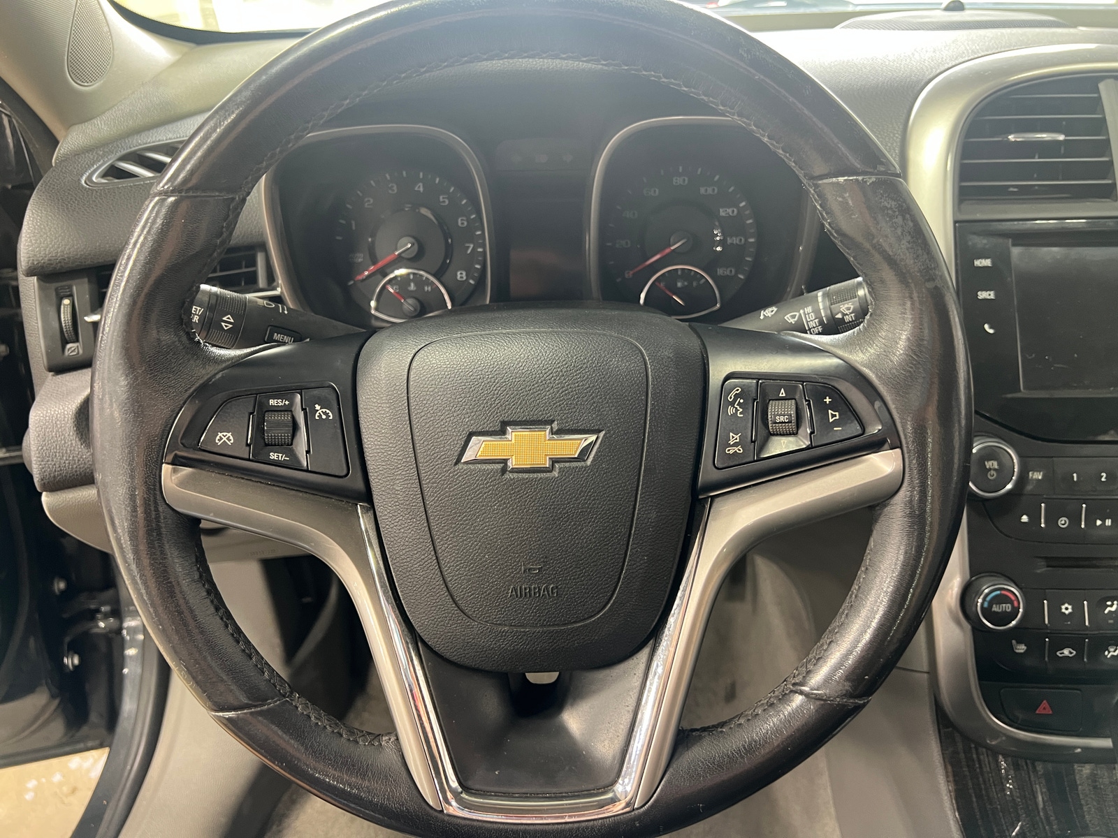 Thumbnail: 2015 Chevrolet Malibu - 4