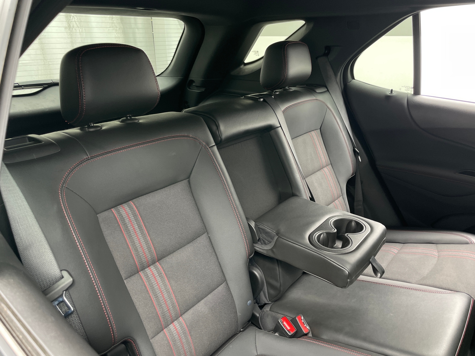 Thumbnail: 2022 Chevrolet Equinox - 6