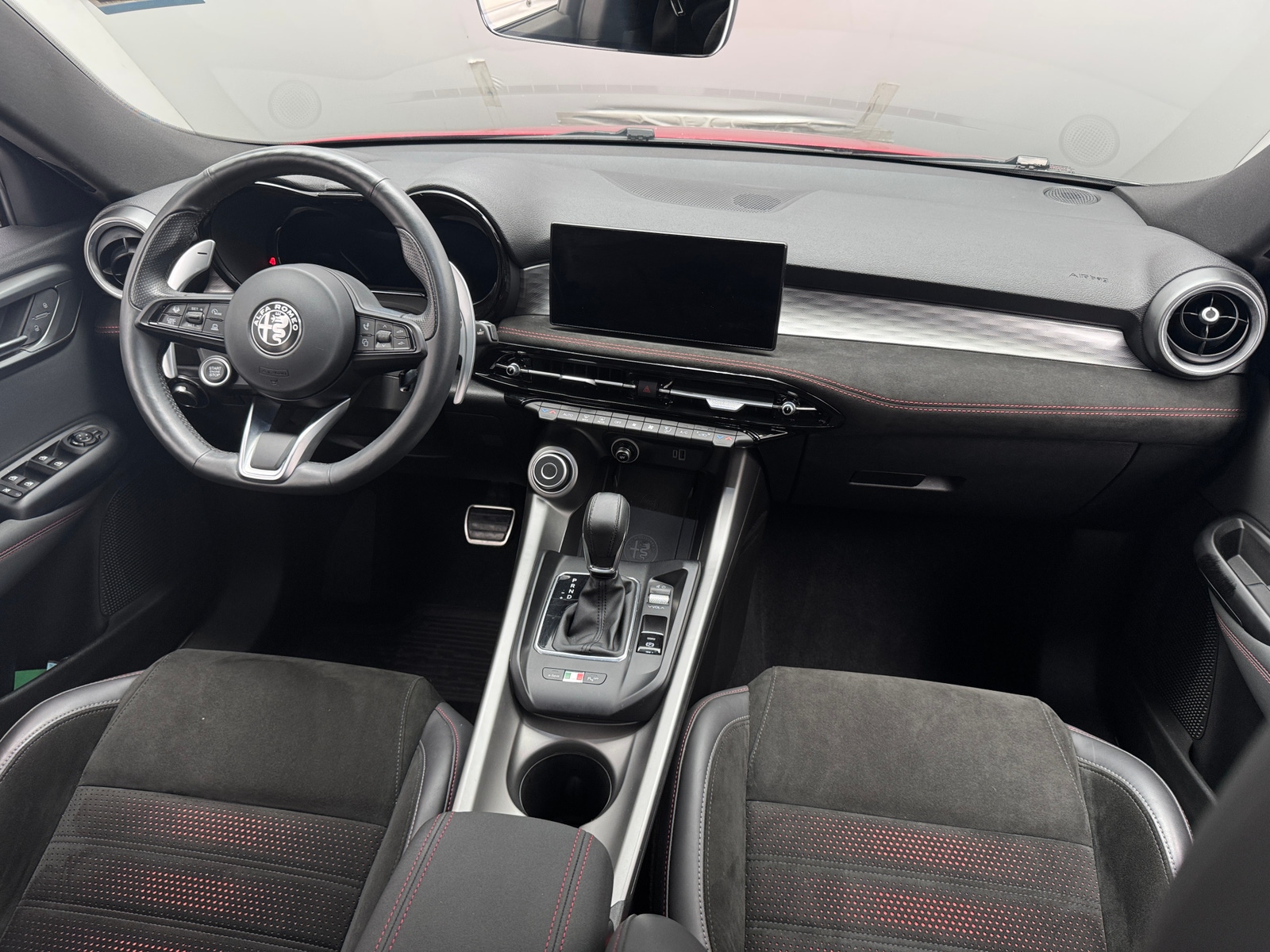 Thumbnail: 2024 Alfa Romeo Tonale - 2