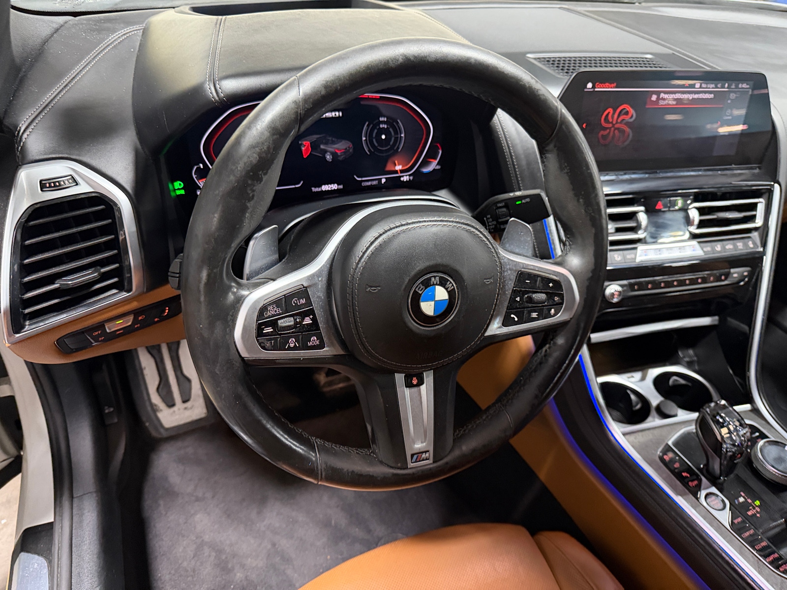 Thumbnail: 2019 BMW 8 Series - 4