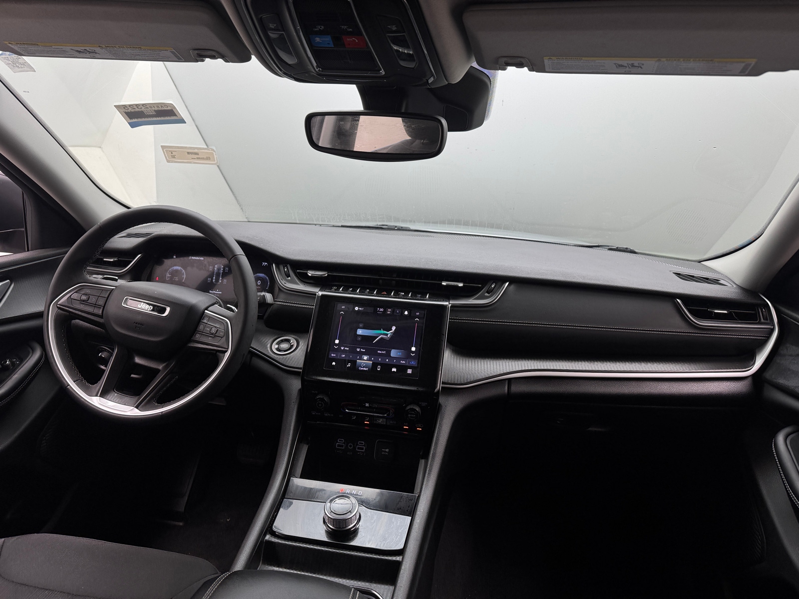 Thumbnail: 2024 Jeep Grand Cherokee - 3