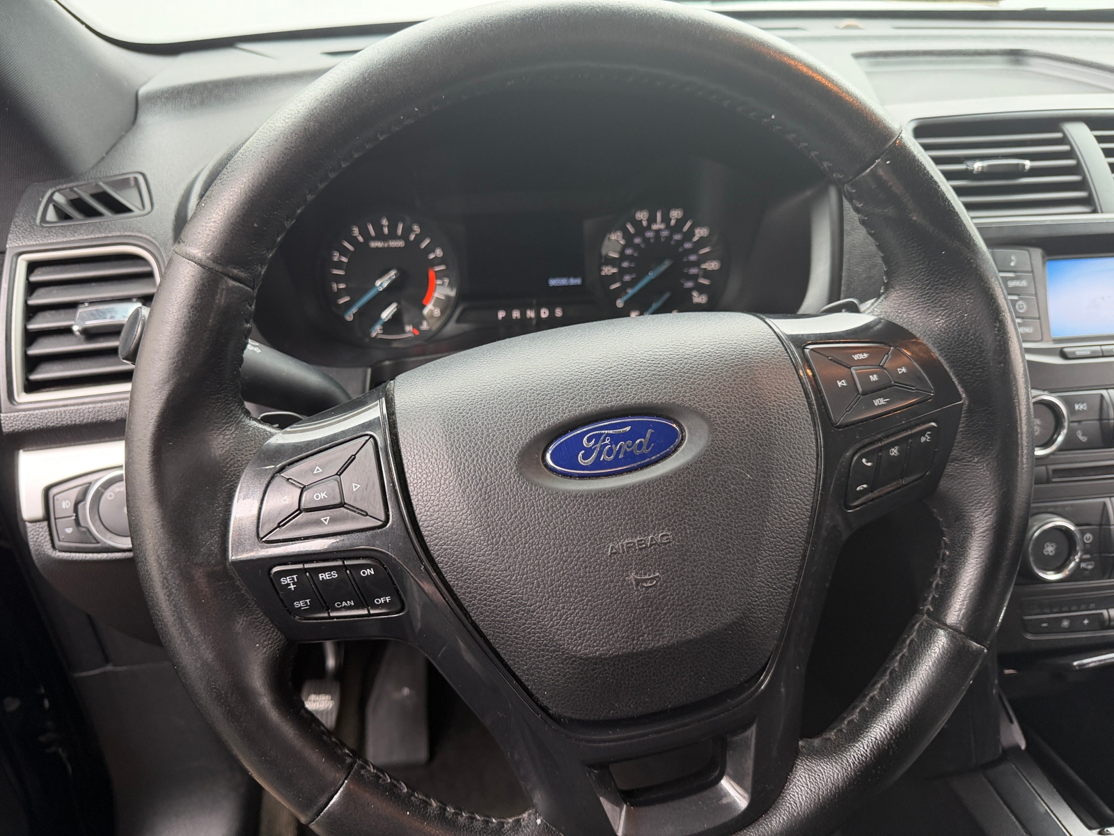 Thumbnail: 2017 Ford Explorer - 5